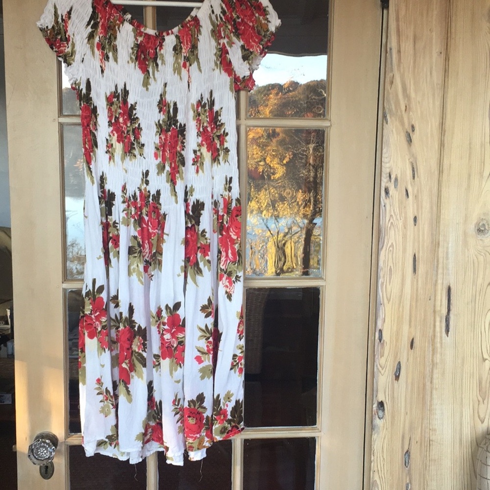 Boho  “jack pot” one size made in India cheerful free flowing and light dress